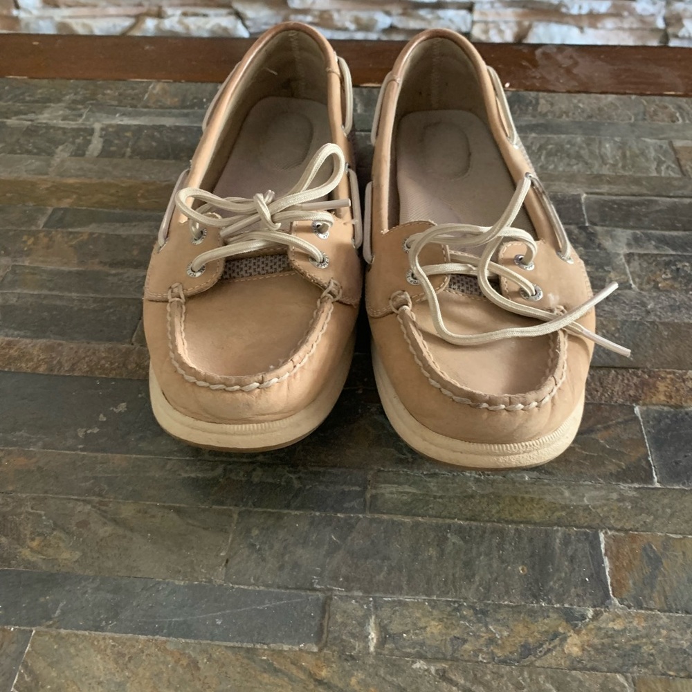 Sperrys, smoke free home, worn just a few times